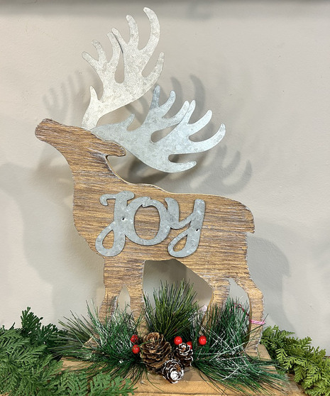 Wooden Reindeer Shelf Decor